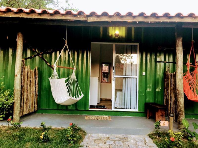 Pousada Papaya Container Ubatuba Exterior photo